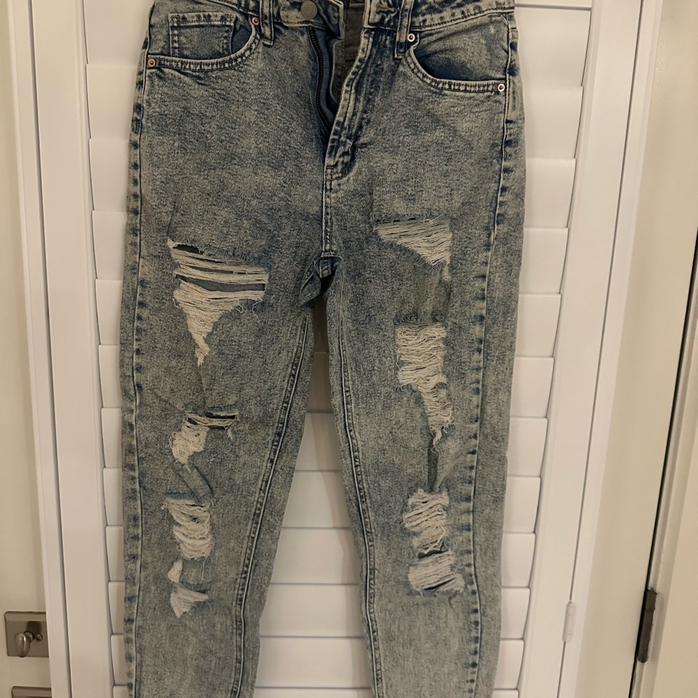 Wild Fable High Rise Distressed Jeans - Washed Blue